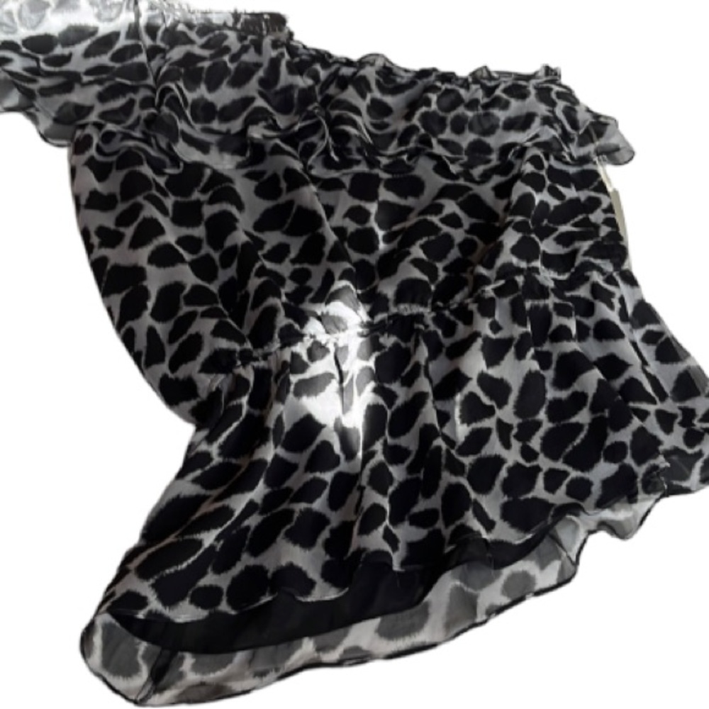 Kenar size XL silver & black print one shoulder animal print top